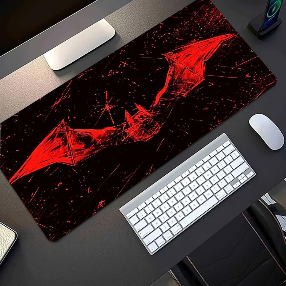 Desk Setup Pc And Laptop - แผ่นรองเมาส์เกมมิ่งขนาดใหญ่ลายค้างคาวสีแดงเข้ม แผ่นรองโต๊ะยางกันลื่น แผ่นรองคีย์บอร์ดสำหรับคอมพิวเตอร์ แล็ปท็อป สำนักงาน บ้าน