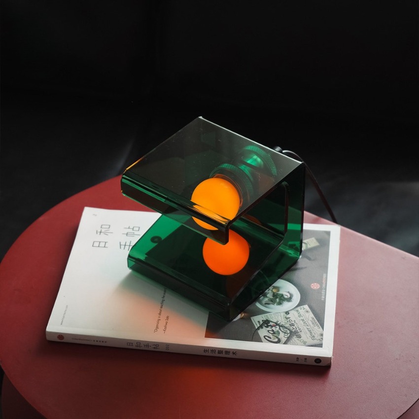 โคมไฟตั้งโต๊ะอะคริลิคทรงลูกบาศ - Desk Setup Minimalist บทวิจารณ์และราคา